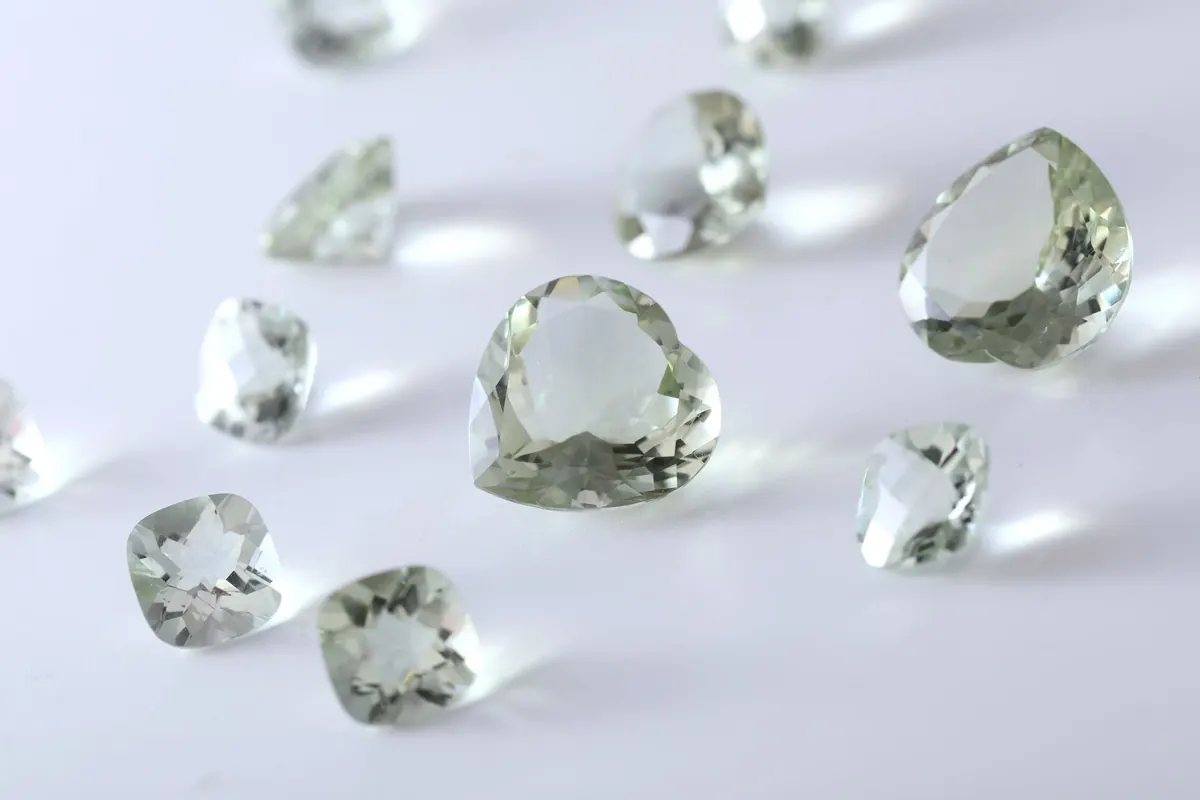Gemstone Cuts Explained: How to Identify Brilliant, Step, Cabochon and Mixed Cuts